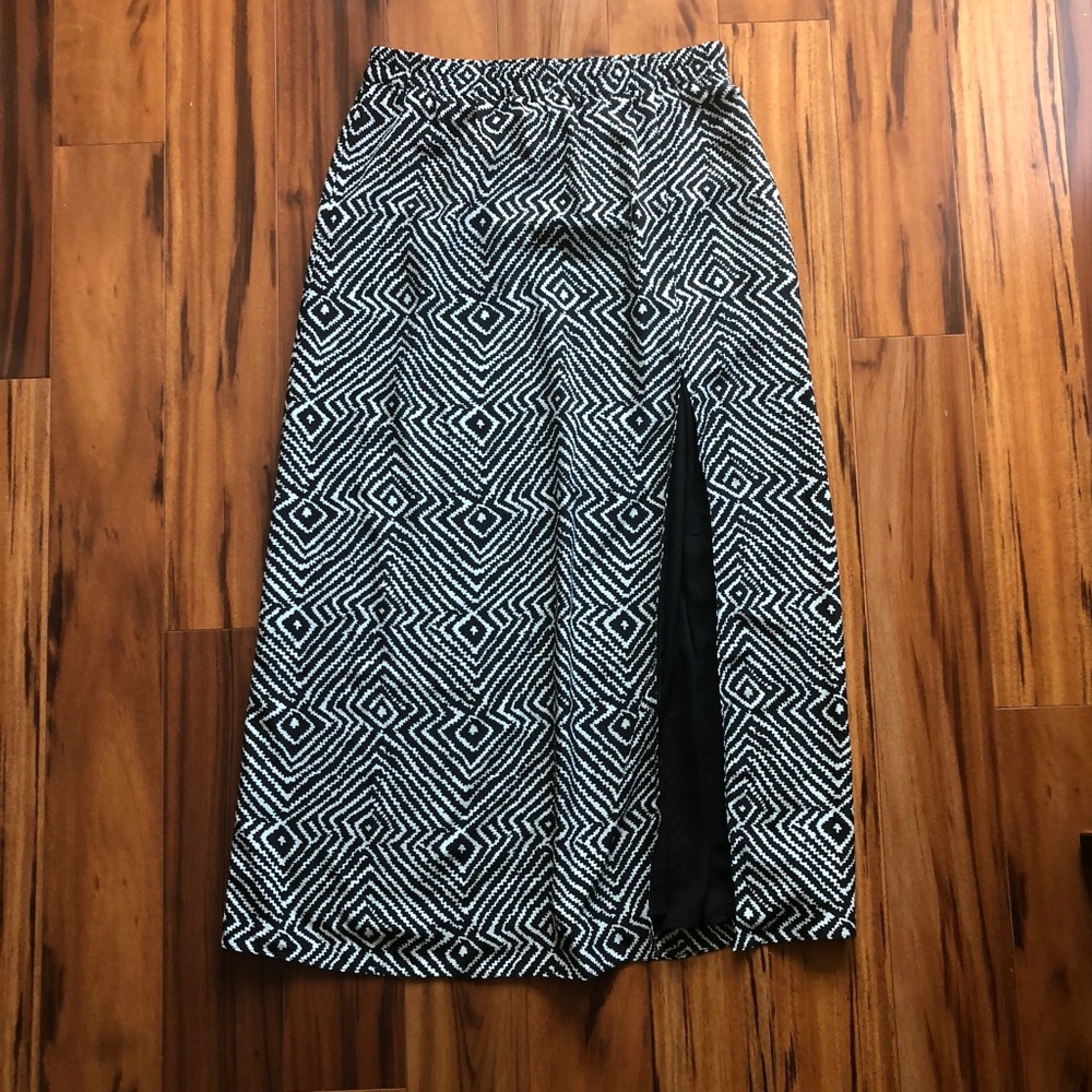 Michael Kors B&W Black & White Printed Maxi Skirt - Picture 1 of 5